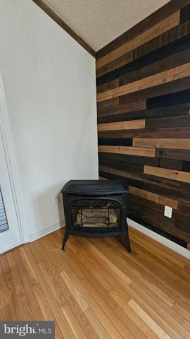 168 PIONEER TRL, Great Cacapon, WV 25422