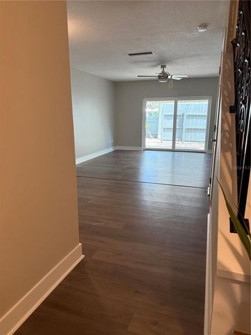 6919 PLACE DE LA PAIX 6919, St Petersburg, FL 33707