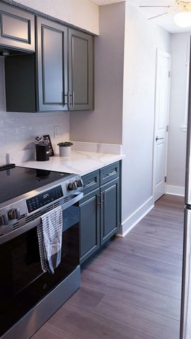 6919 PLACE DE LA PAIX 6919, St Petersburg, FL 33707