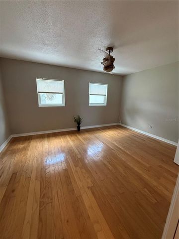 6919 PLACE DE LA PAIX 6919, St Petersburg, FL 33707