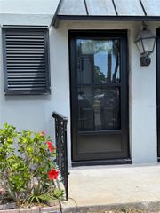 6919 PLACE DE LA PAIX 6919, St Petersburg, FL 33707