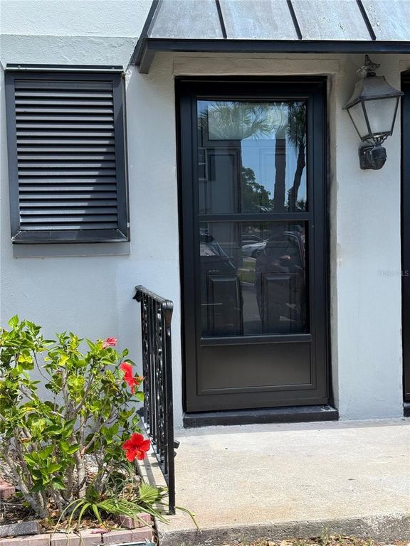 6919 PLACE DE LA PAIX 6919, St Petersburg, FL 33707