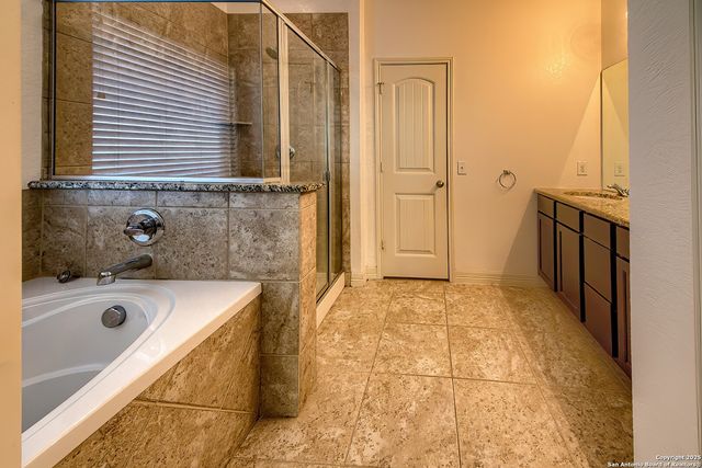 549 SADDLE VIS, Cibolo, TX 78108