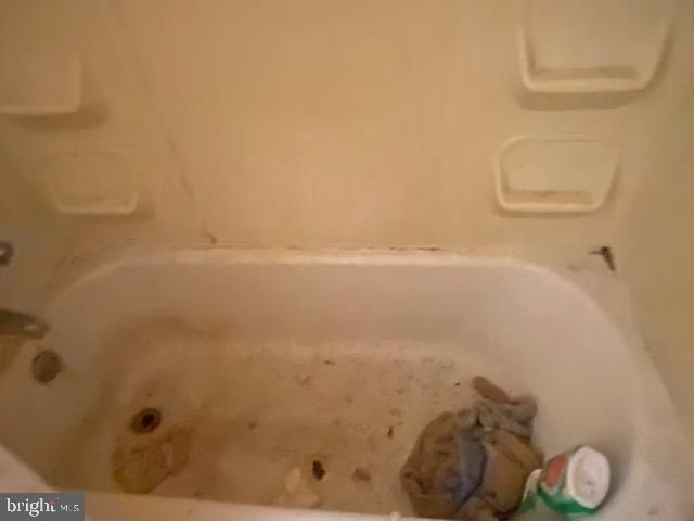 32 POMONA, Philadelphia, PA 19144