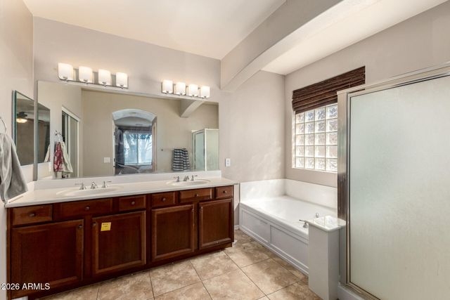 3293 E CANYON Way, Chandler, AZ 85249