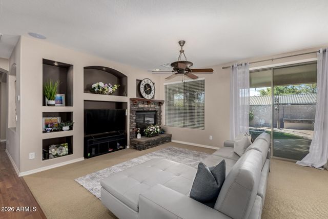 3293 E CANYON Way, Chandler, AZ 85249