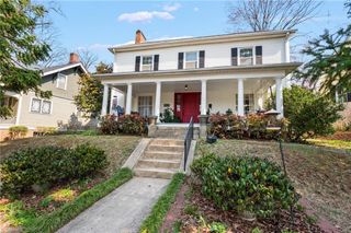 1106 A West End Boulevard, Winston-salem, NC 27101