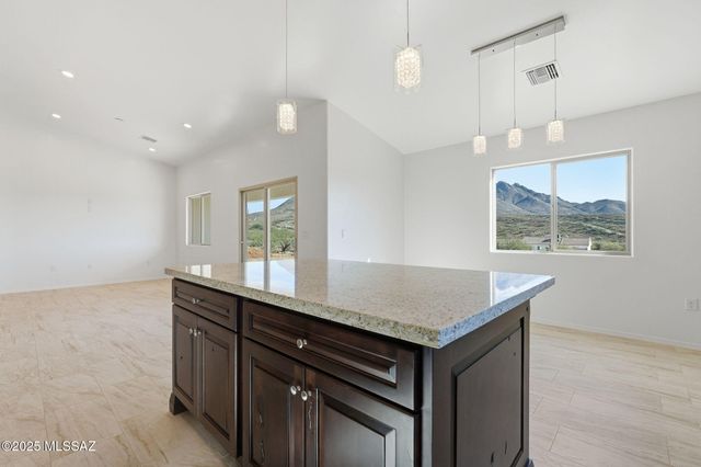 123 Avenida Pastor, Rio Rico, AZ 85648