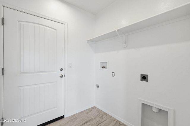 123 Avenida Pastor, Rio Rico, AZ 85648