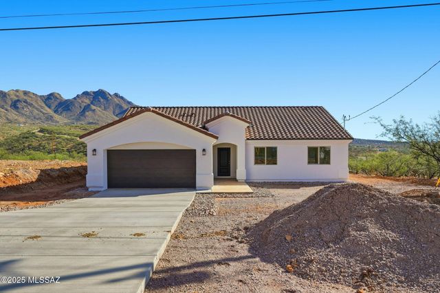 123 Avenida Pastor, Rio Rico, AZ 85648