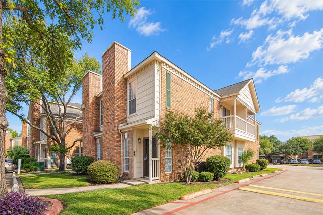 2626 Holly Hall Street 1102, Houston, TX 77054