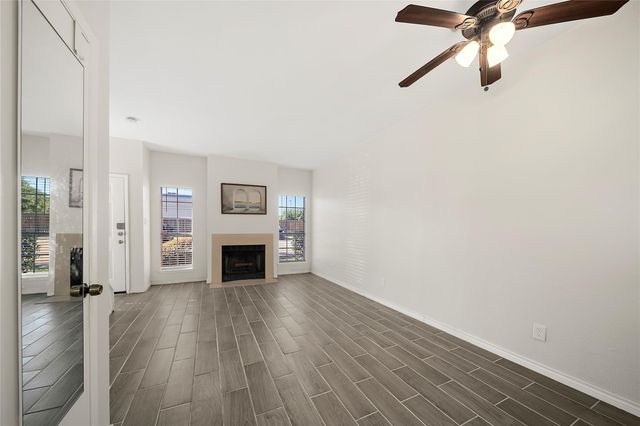 2626 Holly Hall Street 1102, Houston, TX 77054