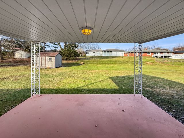 1240 GREENFIELD Drive, Erie, PA 16509