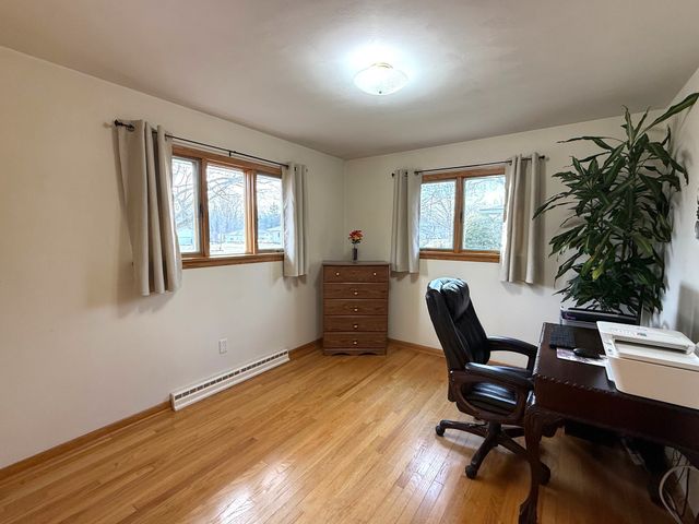 1240 GREENFIELD Drive, Erie, PA 16509