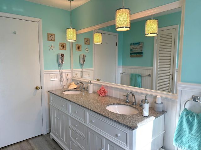 1240 GREENFIELD Drive, Erie, PA 16509