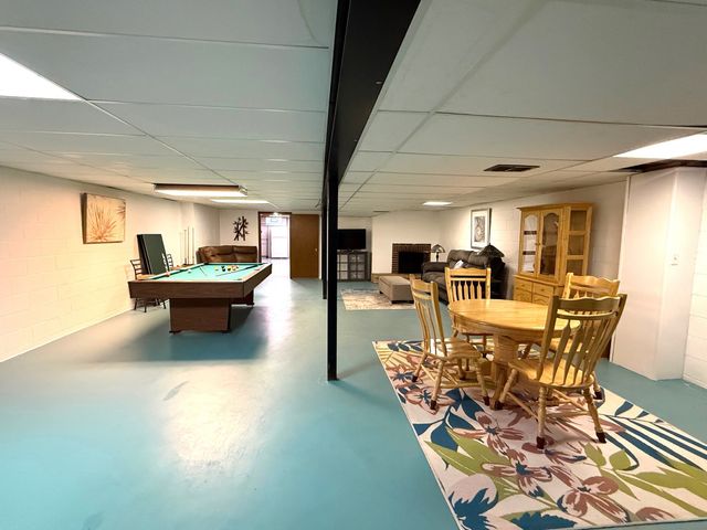 1240 GREENFIELD Drive, Erie, PA 16509