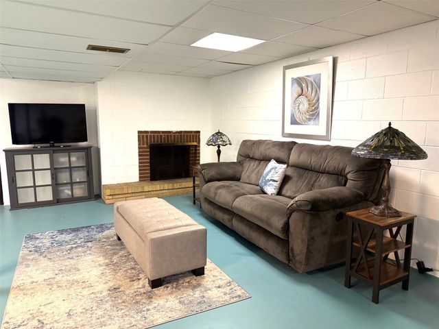 1240 GREENFIELD Drive, Erie, PA 16509