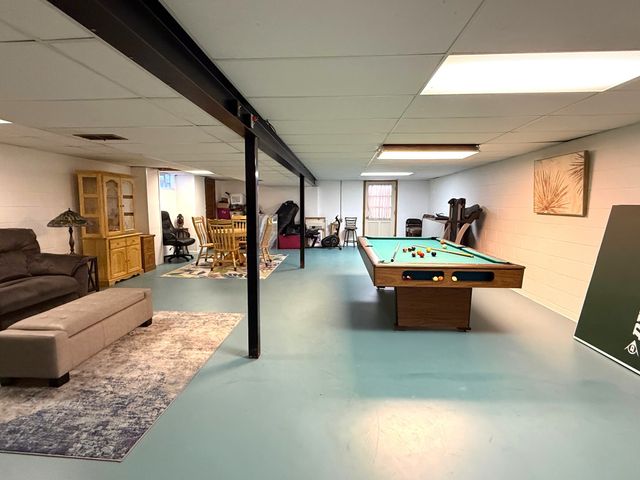 1240 GREENFIELD Drive, Erie, PA 16509