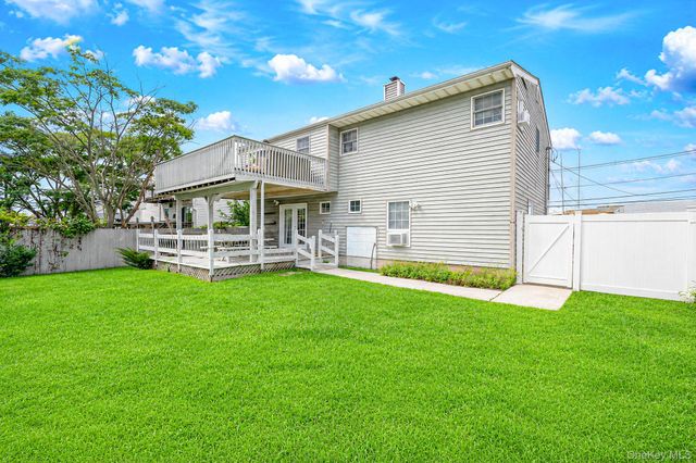 79 Jefferson Street, Freeport, NY 11520