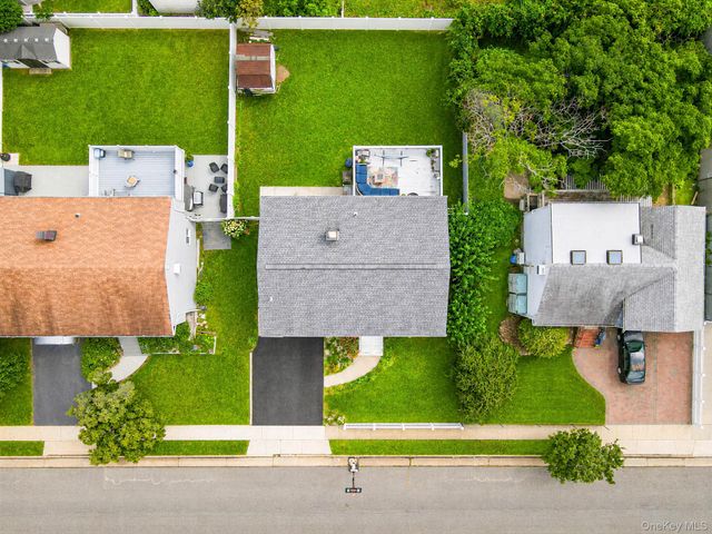 79 Jefferson Street, Freeport, NY 11520