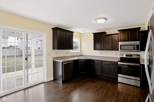 1617 Maplewood Lane, Pendleton, IN 46064