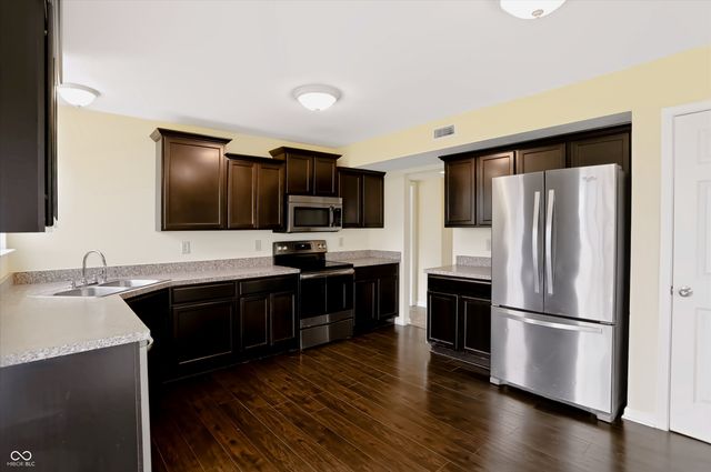 1617 Maplewood Lane, Pendleton, IN 46064