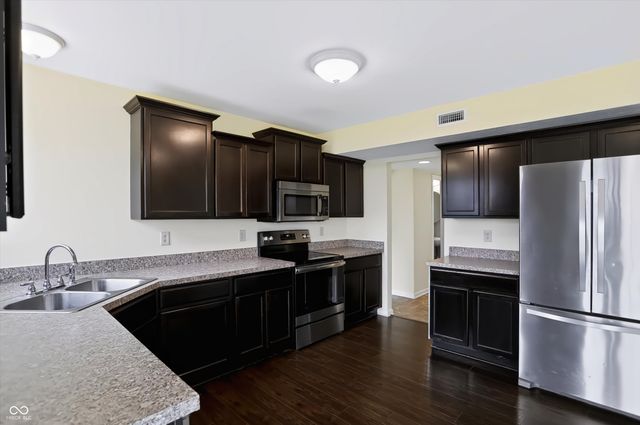 1617 Maplewood Lane, Pendleton, IN 46064