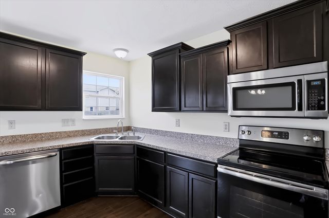 1617 Maplewood Lane, Pendleton, IN 46064