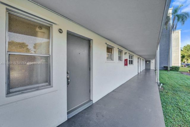 950 Hillcrest Dr 112, Hollywood, FL 33021
