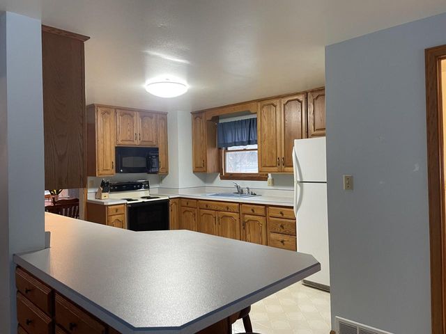 526 Pinetree ROAD, Kohler, WI 53044