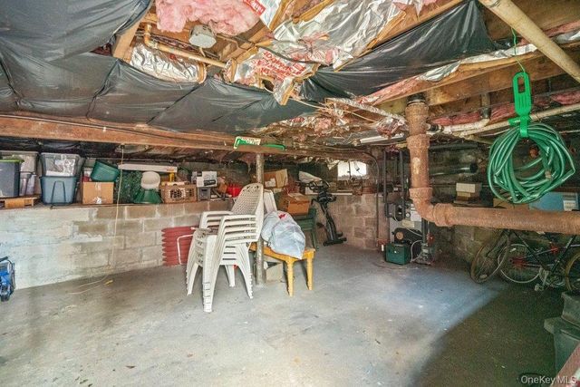 80 Cherubina Lane, North Babylon, NY 11703