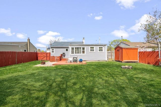 80 Cherubina Lane, North Babylon, NY 11703