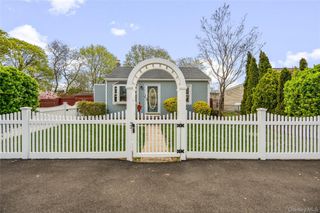 80 Cherubina Lane, North Babylon, NY 11703