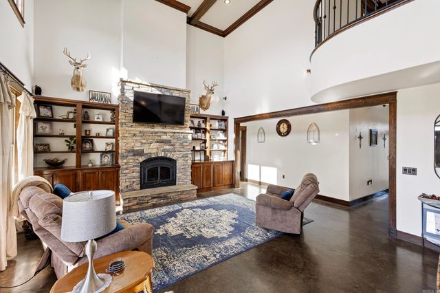 419 Oakland Road, Atkins, AR 72823