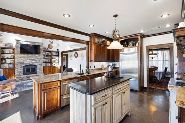 419 Oakland Road, Atkins, AR 72823