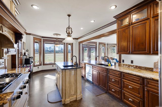 419 Oakland Road, Atkins, AR 72823