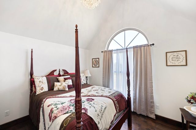 419 Oakland Road, Atkins, AR 72823