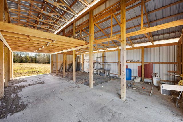 419 Oakland Road, Atkins, AR 72823