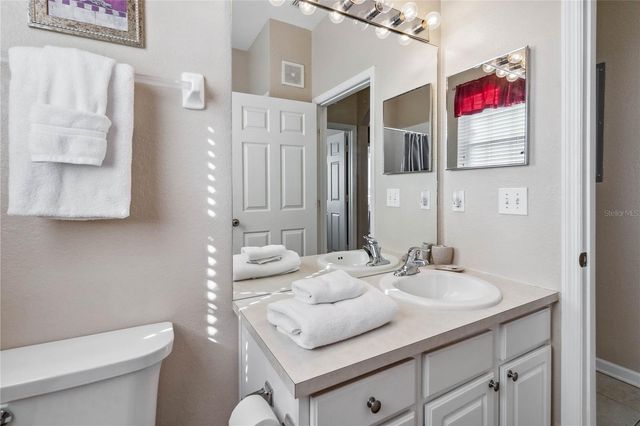 2821 E ALMATON LOOP 401, Kissimmee, FL 34747