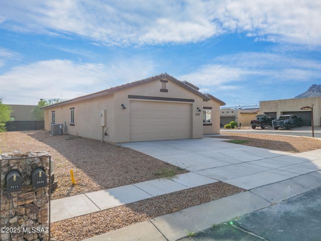 3000 S Smokin Pistol Way, Tucson, AZ 85713