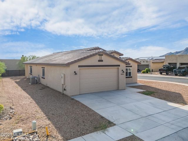 3000 S Smokin Pistol Way, Tucson, AZ 85713