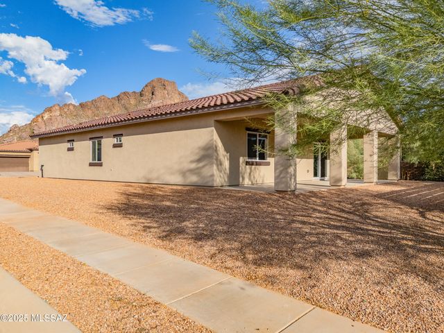 3000 S Smokin Pistol Way, Tucson, AZ 85713