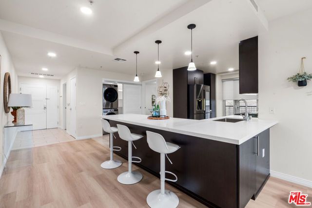 540 S Kenmore Avenue 303, Los Angeles, CA 90020