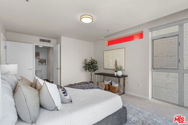 540 S Kenmore Avenue 303, Los Angeles, CA 90020