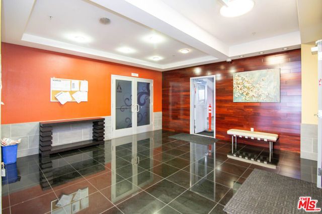 540 S Kenmore Avenue 303, Los Angeles, CA 90020