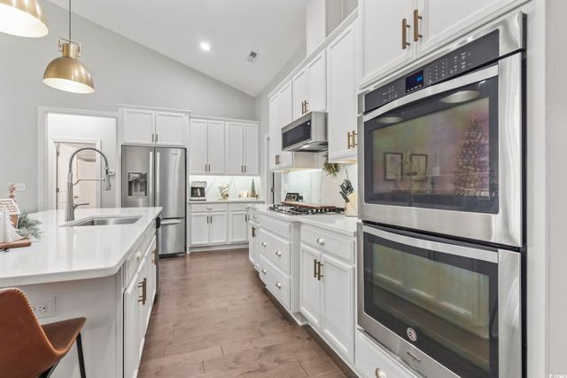 2216 Wood Stork Dr., Conway, SC 29526