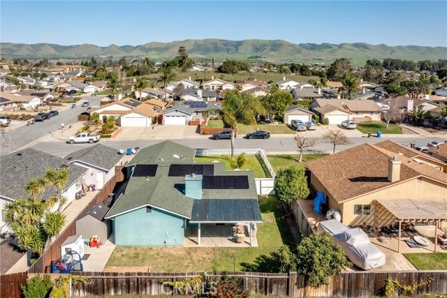 330 Kestrel Way, Nipomo, CA 93444