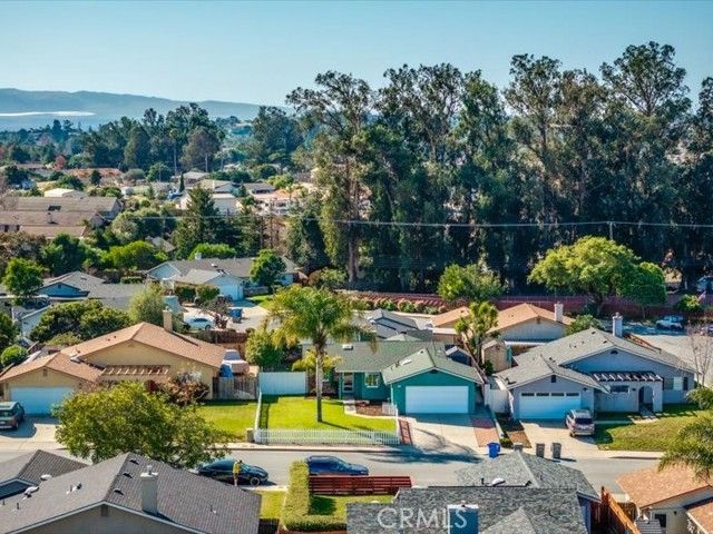 330 Kestrel Way, Nipomo, CA 93444