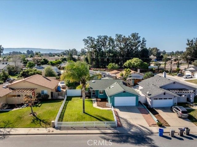 330 Kestrel Way, Nipomo, CA 93444