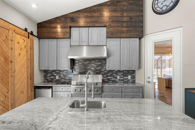 1873 NW 85TH LOOP, Ocala, FL 34475